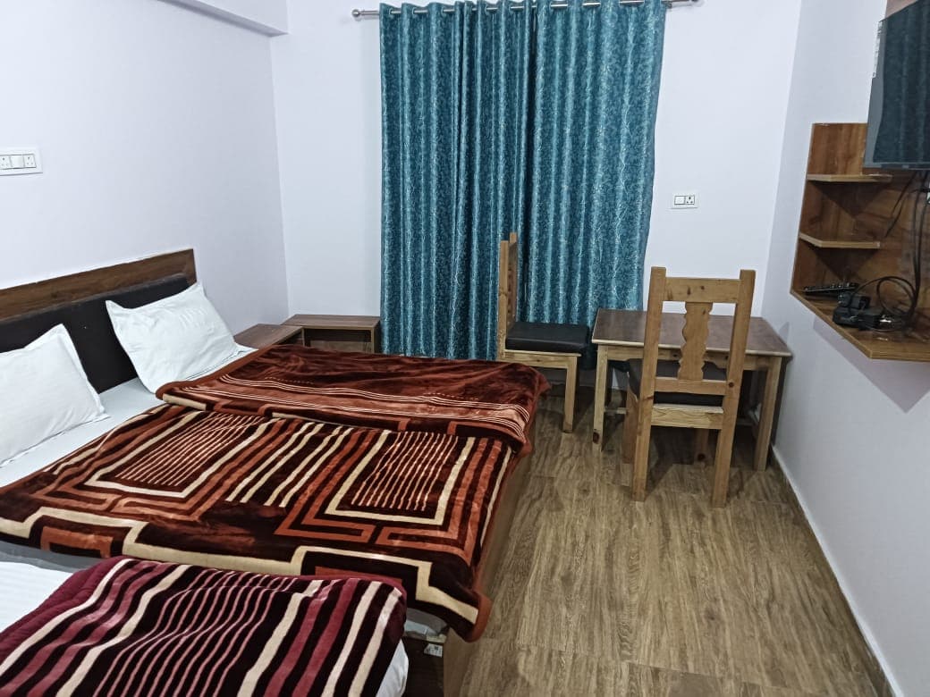 Four Bed Family Room